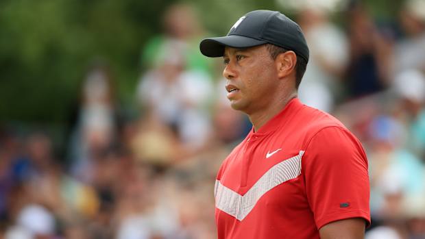 tiger-woods-knee-procedure.jpg